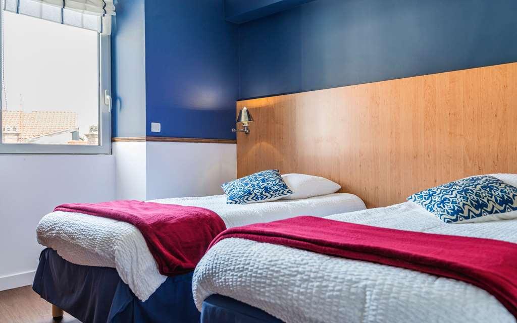 Brit Hotel De Paris Saint-Jean-De-Luz Bilik gambar